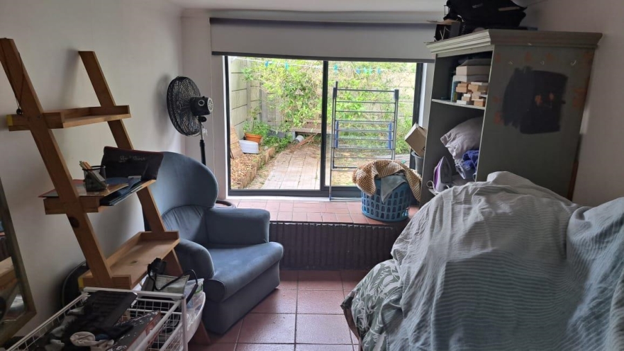 To Let 2 Bedroom Property for Rent in Chrismar Western Cape